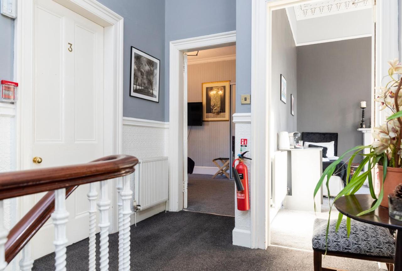 Claremont Guesthouse Единбург Екстериор снимка